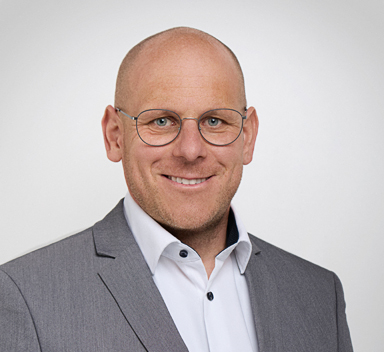 Dr. Hannes Leu